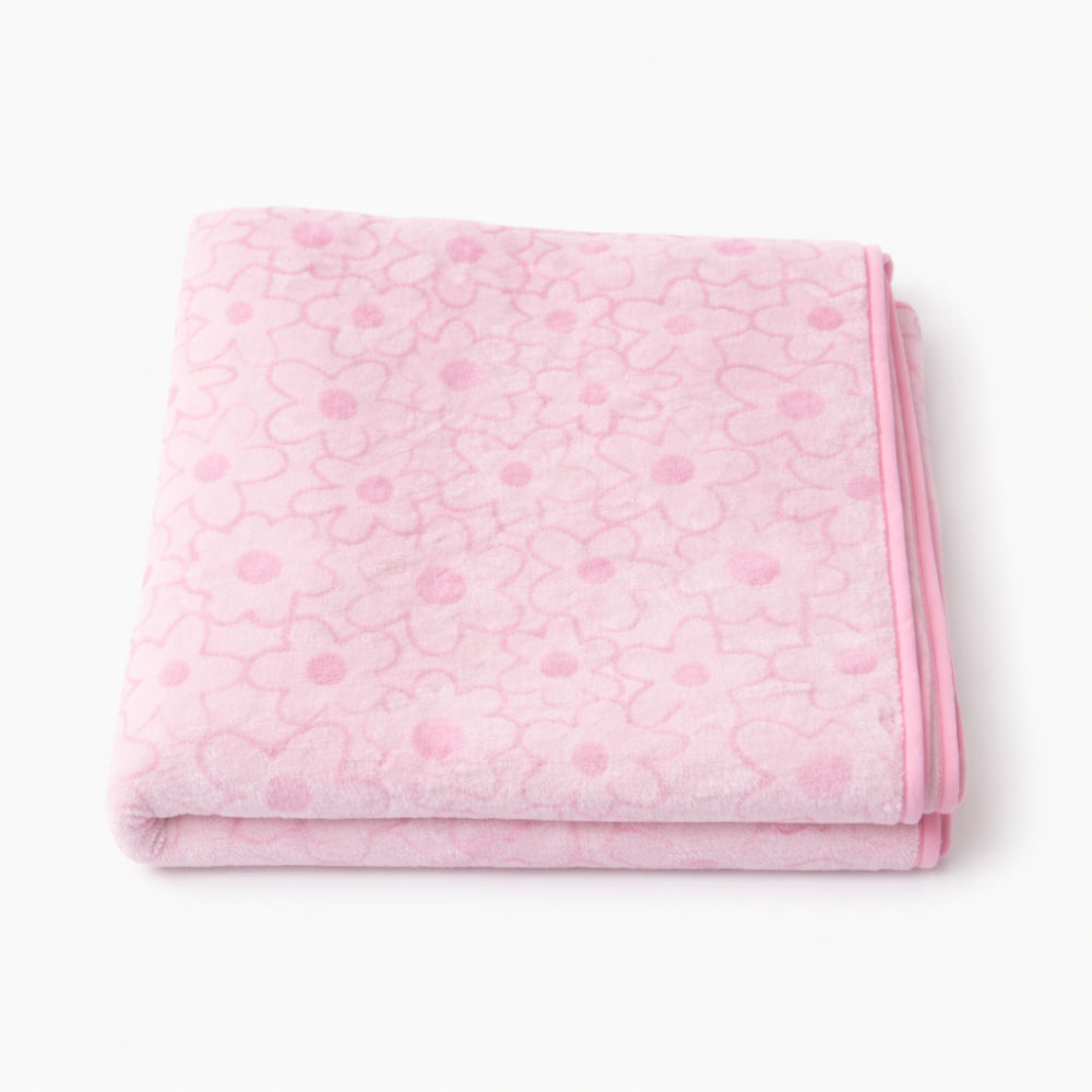 The Daisy Edit Plush Blanket - BLOOM